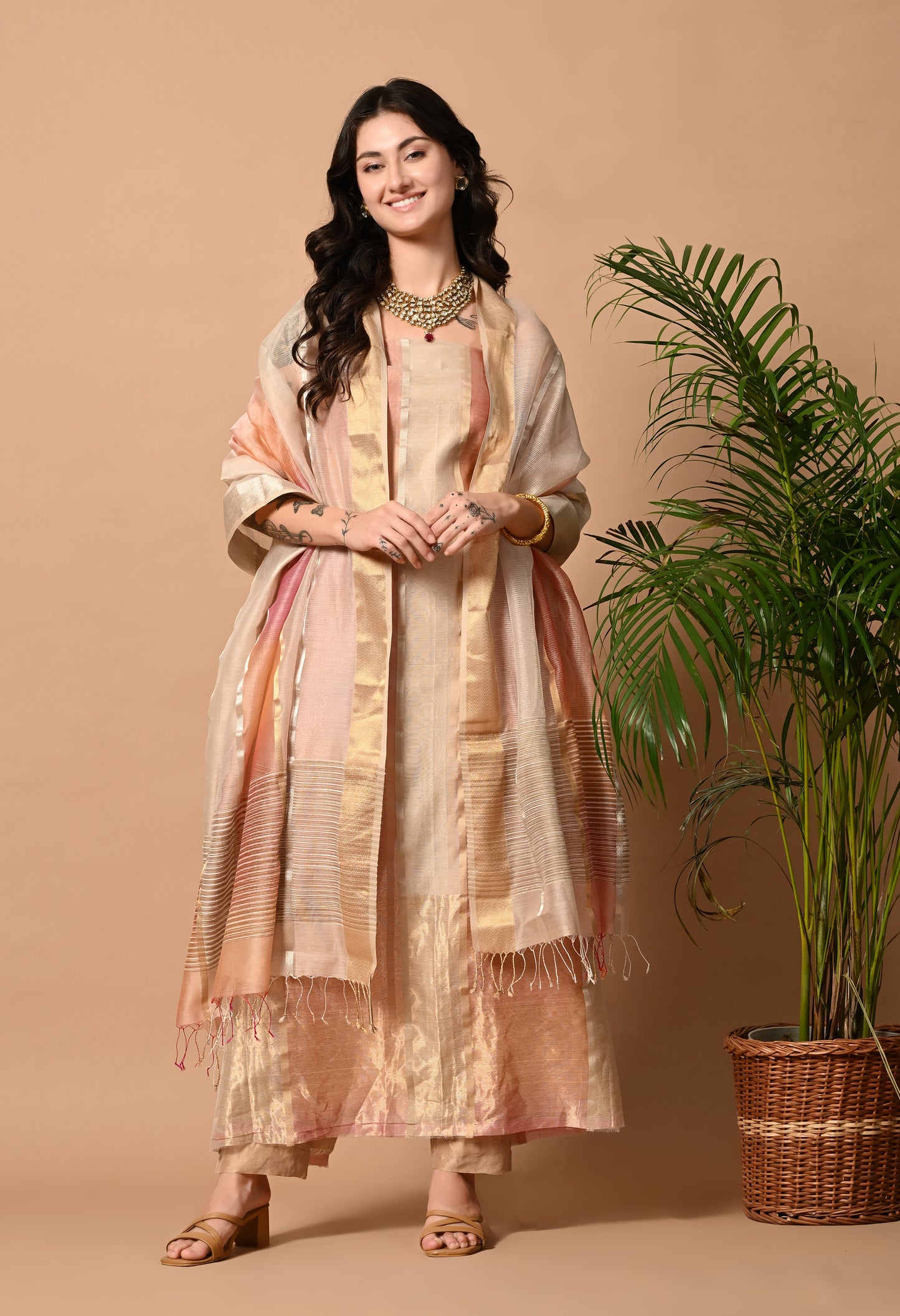 Bej and Pink Maheshwari Silk ,Zari and Cotton Handloom Kurta Material with Dupatta