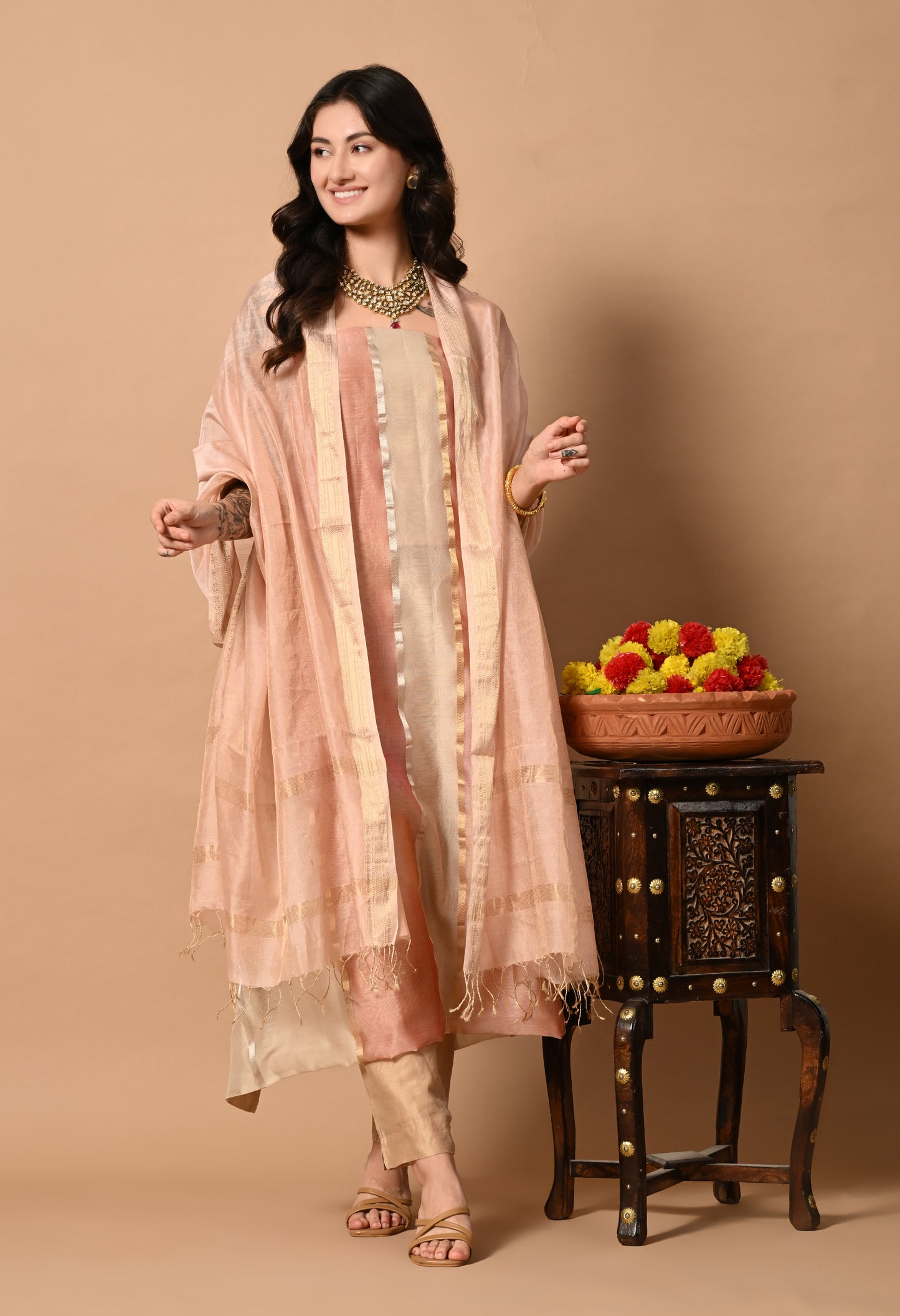 Bej Maheshwari Silk,Zari and Cotton Handloom Kurta Material with Pink Dupatta