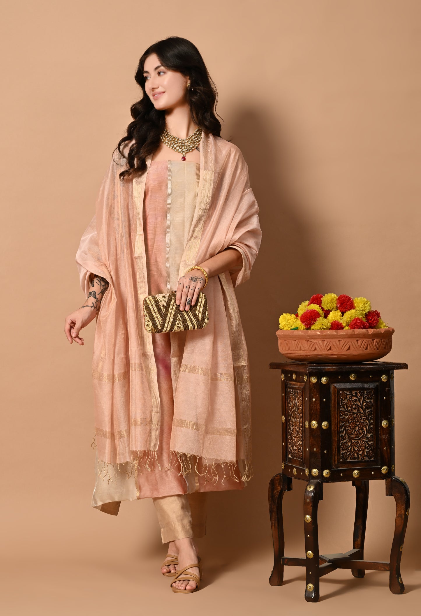 Bej Maheshwari Silk,Zari and Cotton Handloom Kurta Material with Pink Dupatta