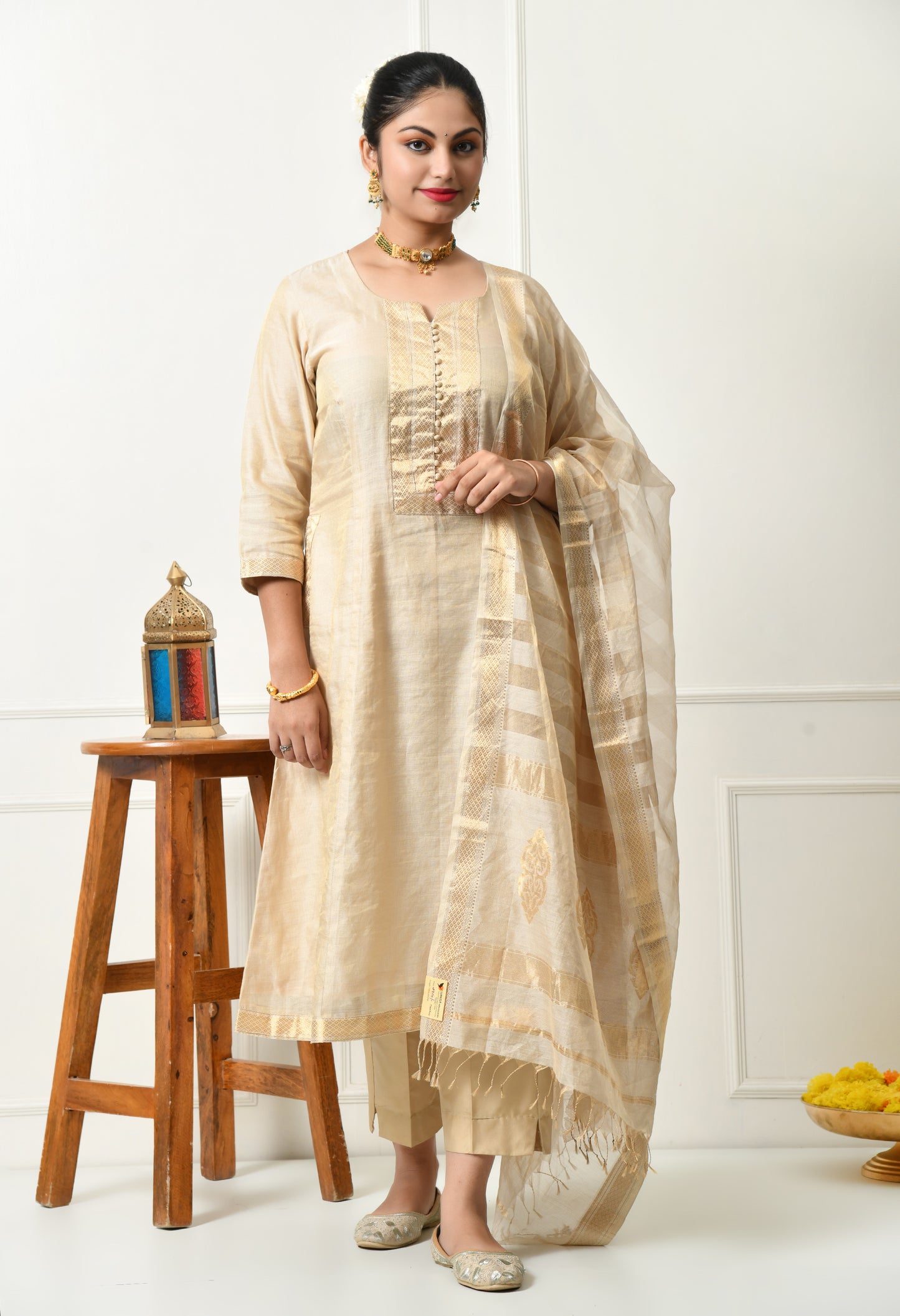 Maheshwari Handloom Golden Zari Kurta with Dupatta