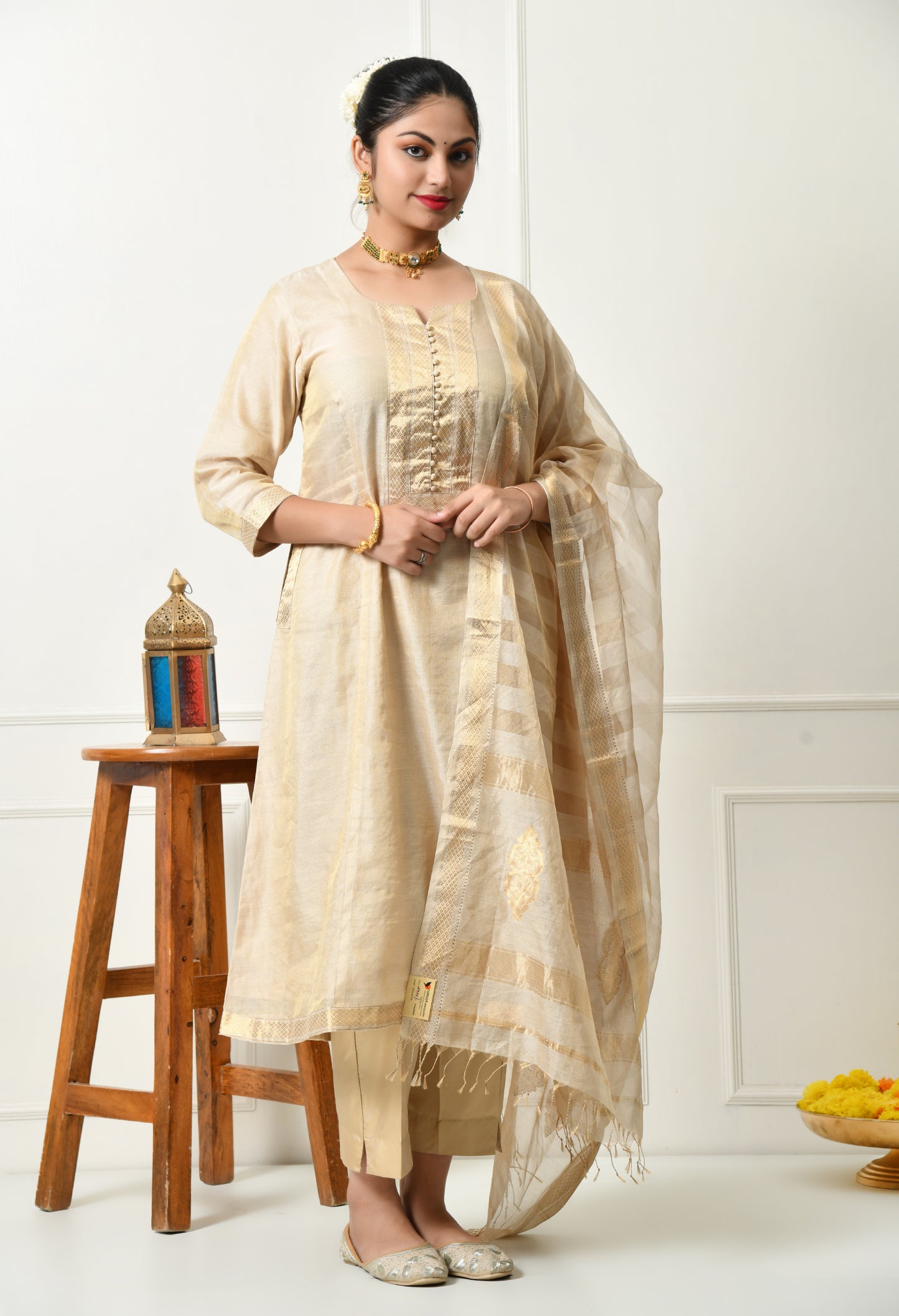 Maheshwari Handloom Golden Zari Kurta with Dupatta