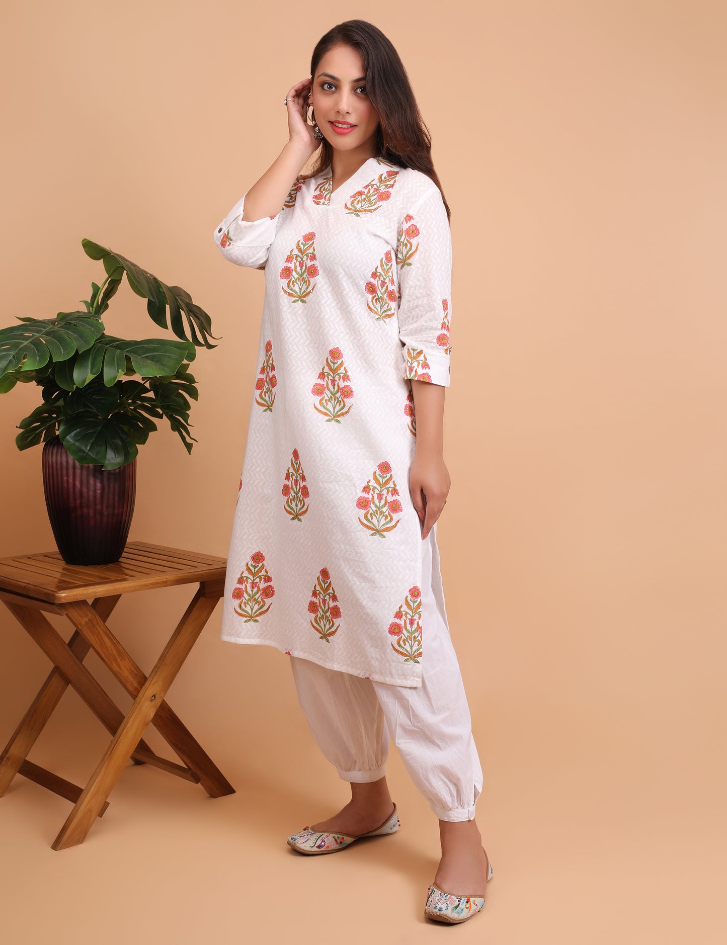 White Cotton Hand block Printed Regular fit kurta